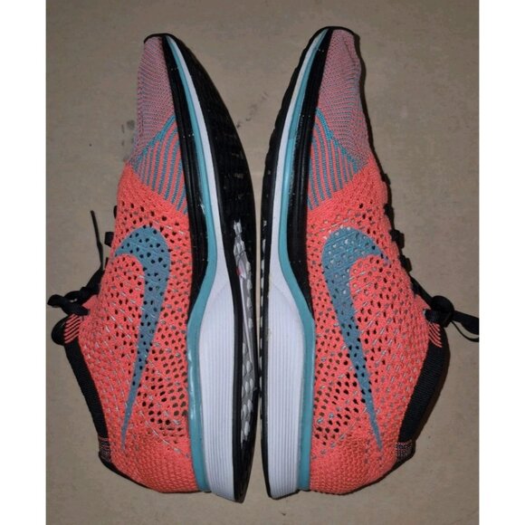 NIKE FLYKNIT RACER MEN'S Size 6.5 = WOMEN'S Size 8 Great Used Condition ! - Picture 4 of 9